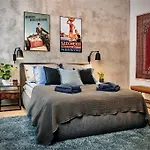 Lujza B Studio 41
