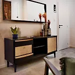 Lujza B Studio 41